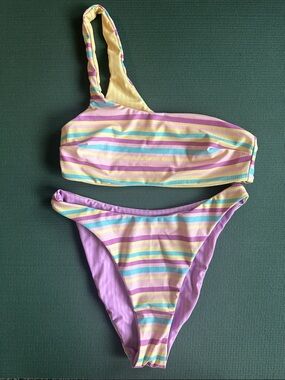 Reversible Pastel Striped One-Shoulder Bikini Set - Yellow, Pink, Blue